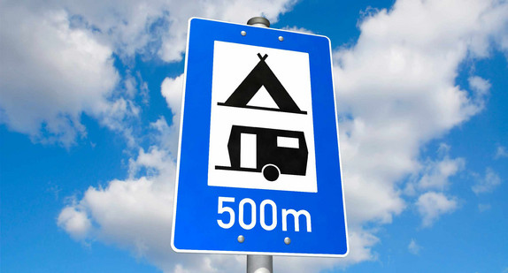 Schild Zelt- und Campingplatz