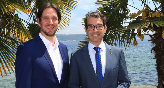 5. Mainauer Nachhaltigkeitsdialog: Björn Graf Bernadotte (links), Geschäftsführer Mainau GmbH, und Staatssekretär Andre Baumann