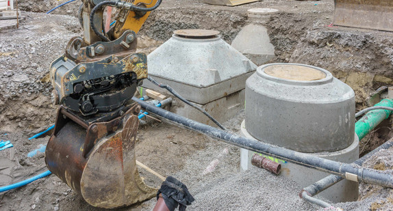 Erneuerung der Kanalisation und Wasserleitung in einer Strasse