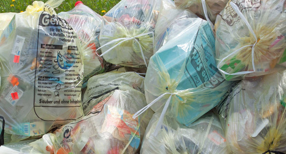 Kunststoffmüll in Gelben Säcken