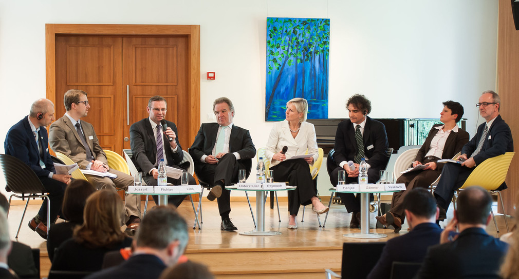 Podiumsdiskussion beim Parlamentarischen Nachmittag am 23.04.2015 in der Landesvertretung Baden-Württemberg  in Brüssel (Foto: www.fkph.net).