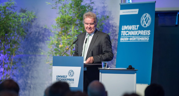 Umweltminister Franz Untersteller bei der Preisverleihung zum Umwelttechnikpreis am 16.07.2019