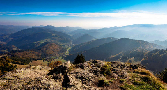Blick vom Belchen ins kleine Wiesental