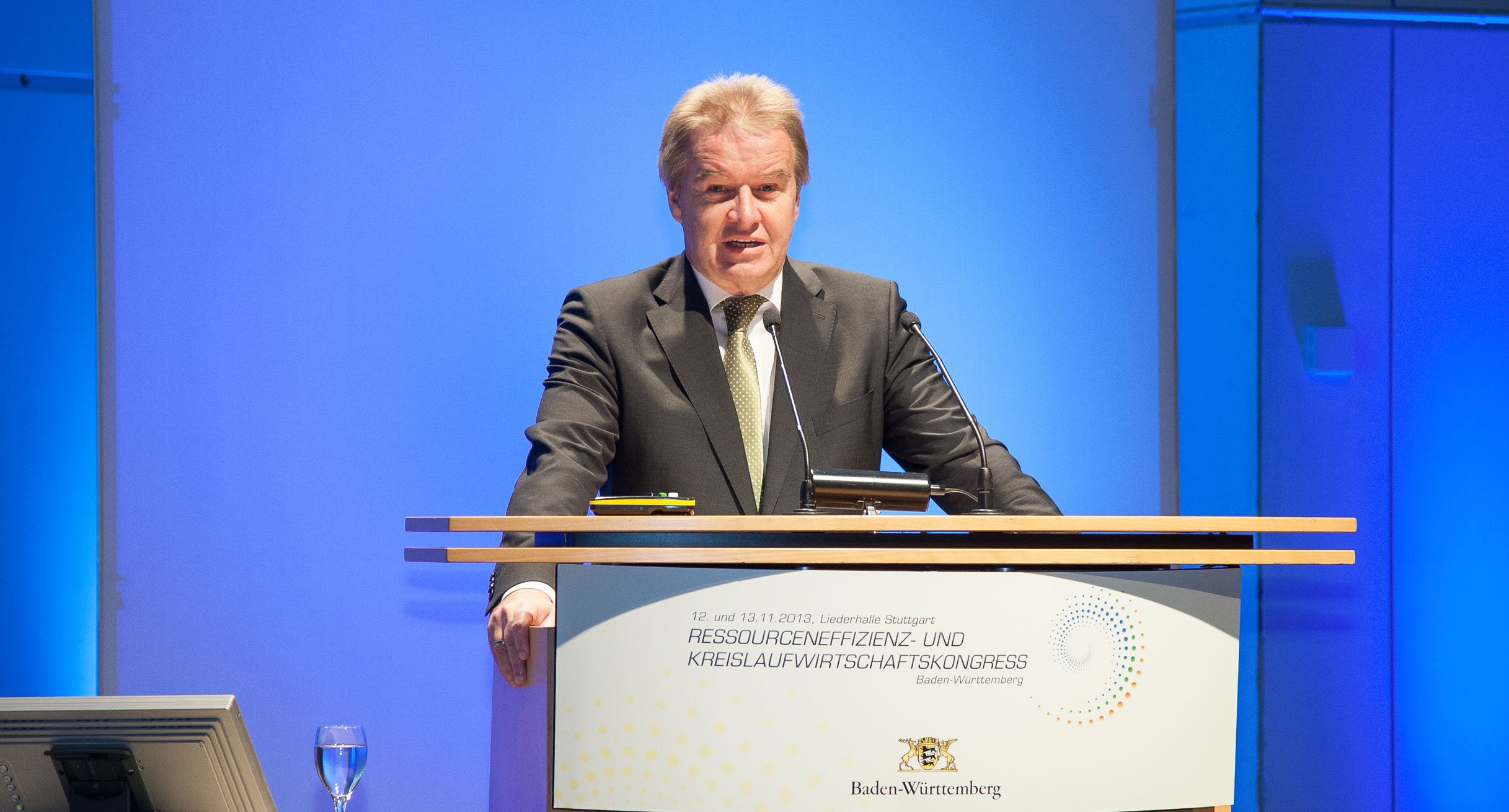 Minister of the Environment Franz Untersteller at the Resource Efficiency and Recycling Management Congress']