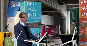 Umwelt-Staatssekret&auml;r Andre Baumann er&ouml;ffnet eine Ausstellung im Treffpunkt Baden-W&uuml;rttemberg auf der Bundesgartenschau in Mannheim
